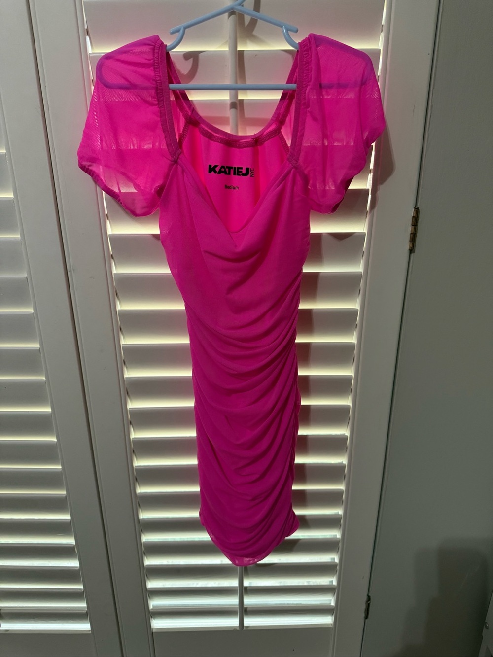 Katie J bright pink  Ruched Mesh-Sleeve girls Dress size M